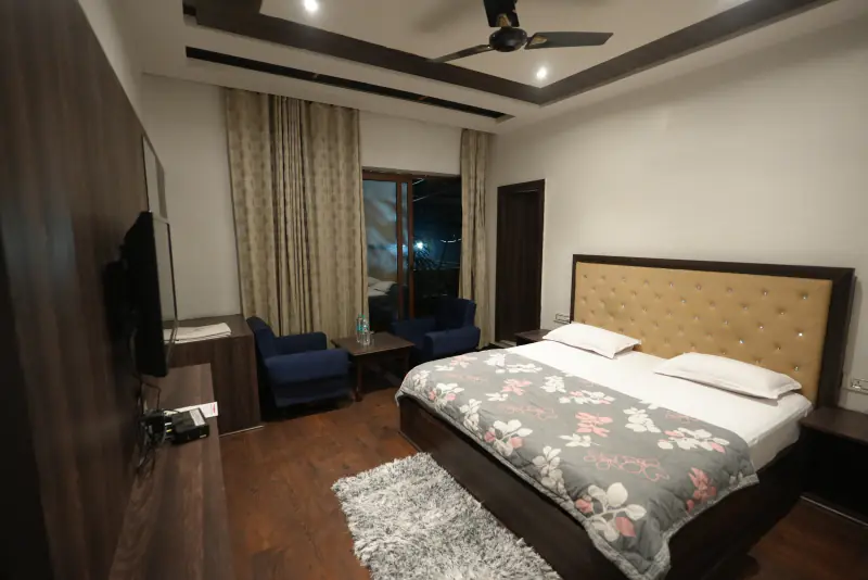 Deluxe Room - View 1